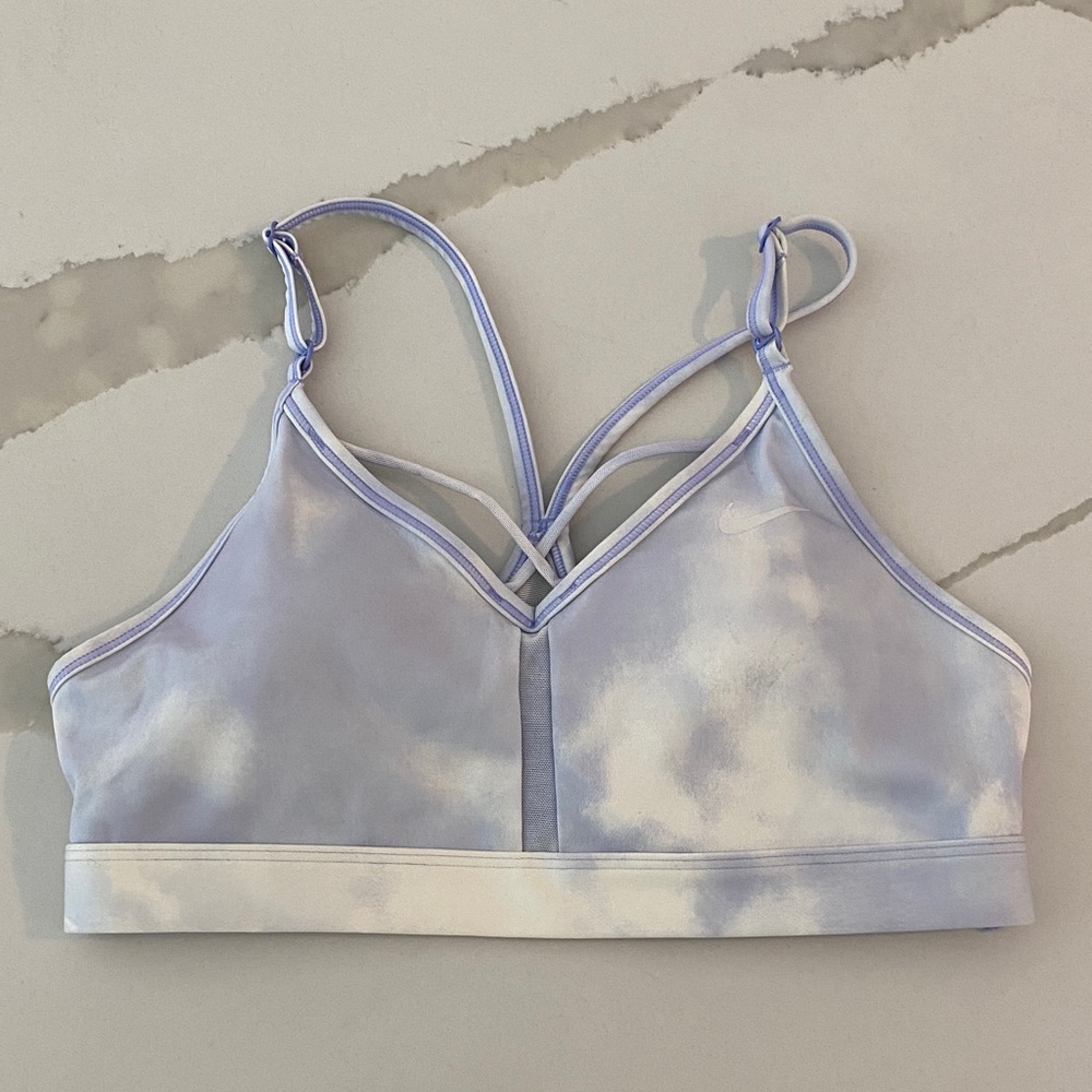 Nike Lavender and White Sports Bra sz medium